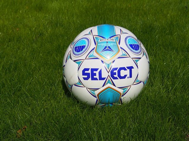 德里因右膝 德里因右膝